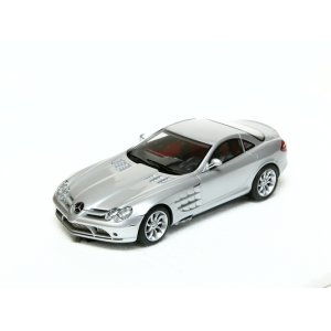 画像: MERCEDES SLR McLAREN Road Car【メルセデスSLRマクラーレン ロードカー シルバー】